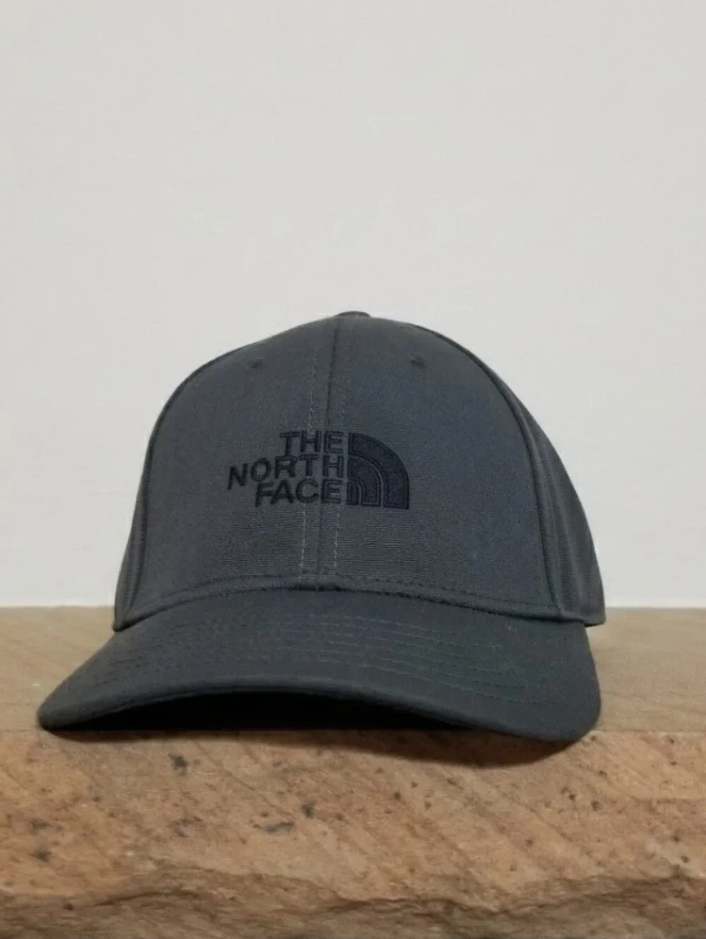 NEW! The North Face Gray Baseball Cap NWT